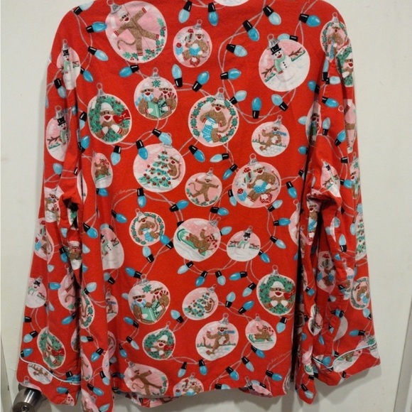 Nick & Nora Red Pajama Set with Festive Print - Picture 5 of 6